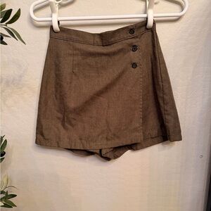 Elegant Brown Buttoned Women's Skort